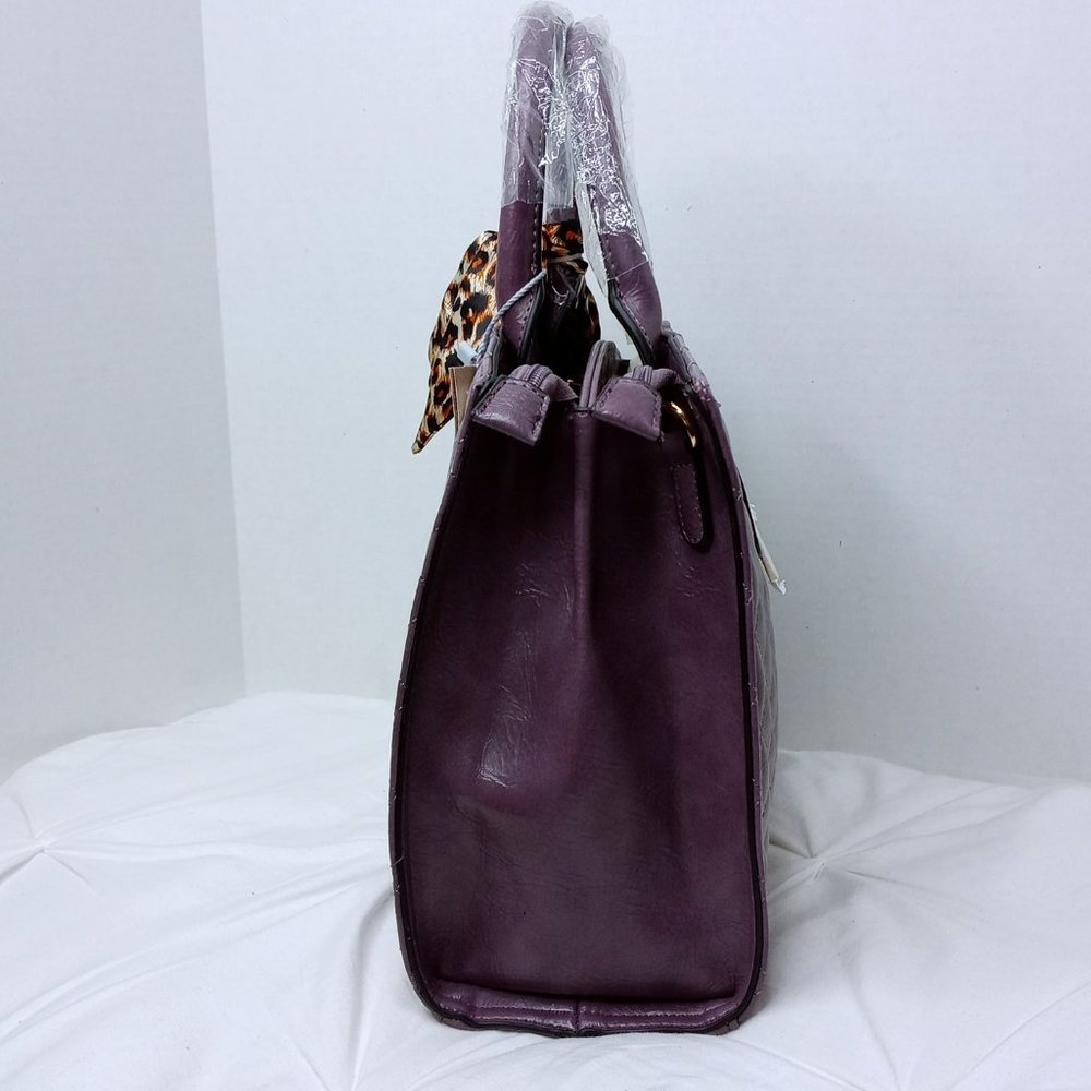 Purple Quilted Handbag - Picture 6 of 8